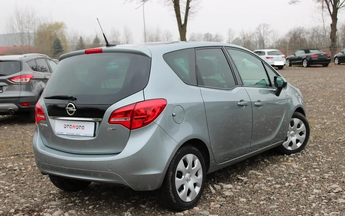 Opel Meriva cena 22900 przebieg: 176000, rok produkcji 2011 z Sianów małe 667